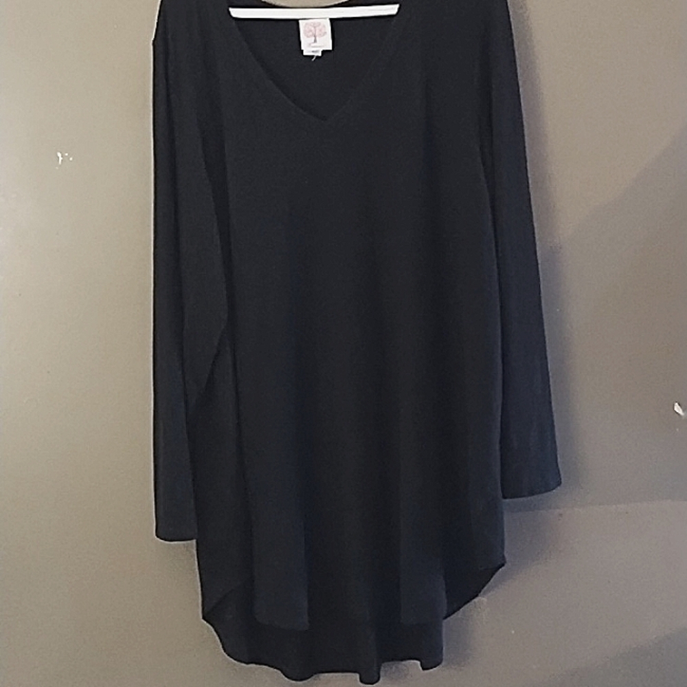 Women's size XXL black swing sweater